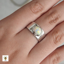 Load image into Gallery viewer, AUSTRALIAN OPAL