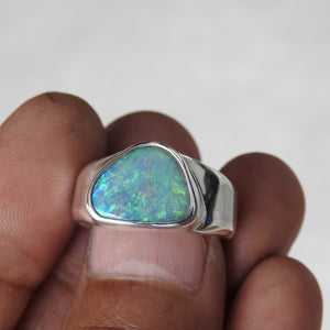 AUSTRALIAN OPAL RING