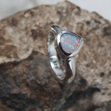 Load image into Gallery viewer, AUSTRALIAN OPAL