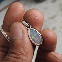 Load image into Gallery viewer, LIGHTNING RIDGE OPAL