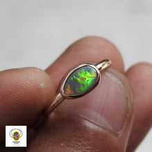 Load image into Gallery viewer, LIGHTNING RIDGE OPAL