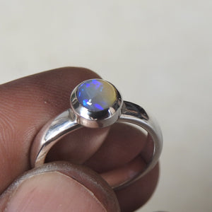 AUSTRALIAN OPAL RING