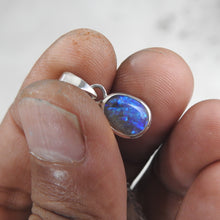 Load image into Gallery viewer, LIGHTNING RIDGE OPAL