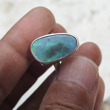 Load image into Gallery viewer, LIGHTNING RIDGE OPAL