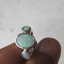 Load image into Gallery viewer, AUSTRALIAN MINTABIE OPAL RING