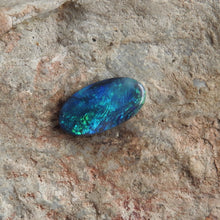 Load image into Gallery viewer, Made to Order Ring with Solid Lightning Ridge Black Opal Green Blue Colors