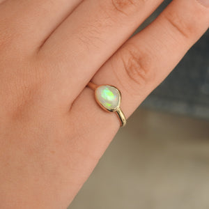 OPAL RING
