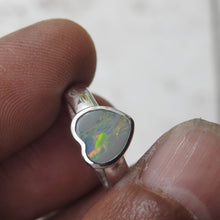 Load image into Gallery viewer, LIGHTNING RIDGE OPAL RING