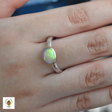Load image into Gallery viewer, Lightning Ridge Opal