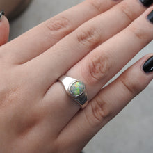 Load image into Gallery viewer, AUSTRALIAN OPAL