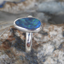 Load image into Gallery viewer, AUSTRALIAN BLACK OPAL RING