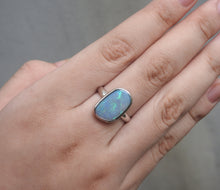 Load image into Gallery viewer, AUSTRALIAN OPAL RING