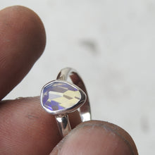 Load image into Gallery viewer, AUSTRALIAN CRYSTAL OPAL RING