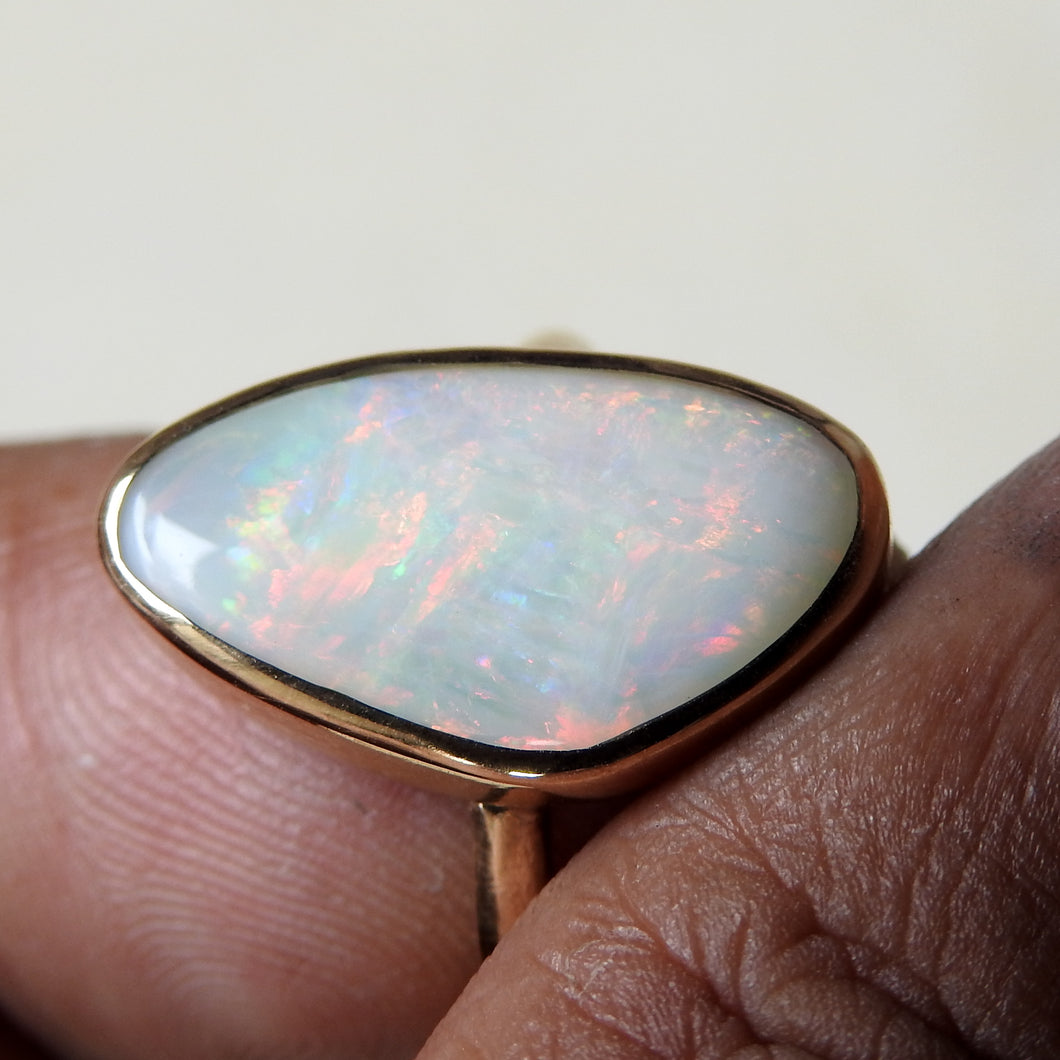 WHITE OPAL RING