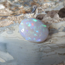 Load image into Gallery viewer, Lightning Ridge Opal