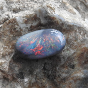 LIGHTNING RIDGE OPAL