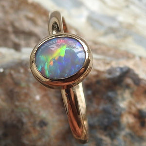 LIGHTNING RIDGE OPAL RING