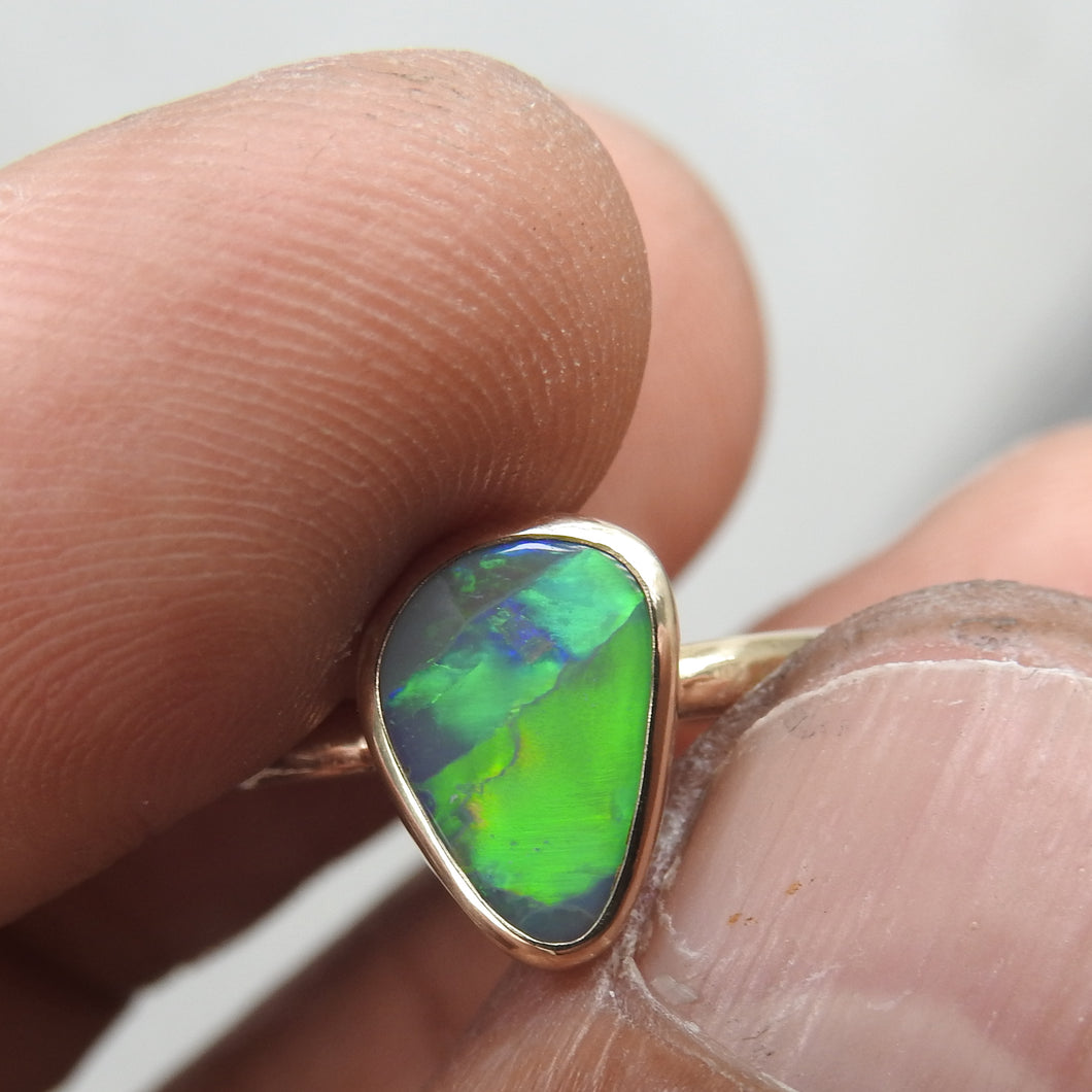 LIGHTNING RIDGE OPAL RING