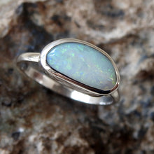 Load image into Gallery viewer, MINTABIE OPAL RING