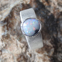 Load image into Gallery viewer, LIGHTNING RIDGE OPAL RING