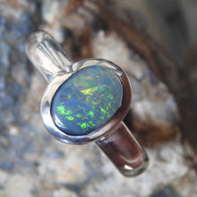 Load image into Gallery viewer, LIGHTNING RIDGE OPAL RING