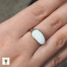 Load image into Gallery viewer, WHITE OPAL RING