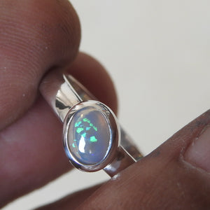 AUSTRALIAN OPAL RING