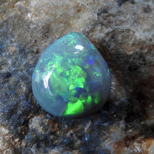 BLACK OPAL