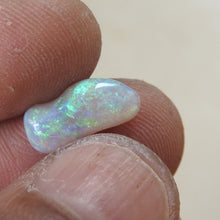 Load image into Gallery viewer, LIGHTNING RIDGE OPAL
