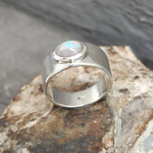 Load image into Gallery viewer, LIGHTNING RIDGE OPAL RING