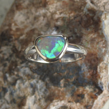 Load image into Gallery viewer, LIGHTNING RIDGE OPAL RING