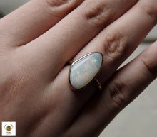 Load image into Gallery viewer, WHITE OPAL RING