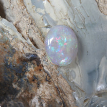 Load image into Gallery viewer, Lightning Ridge Opal