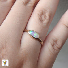 Load image into Gallery viewer, AUSTRALIAN OPAL RING