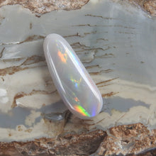 Load image into Gallery viewer, LIGHTNING RIDGE OPAL