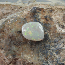 Load image into Gallery viewer, Australian Opal