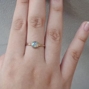 AUSTRALIAN OPAL RING