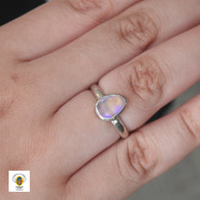 Load image into Gallery viewer, AUSTRALIAN CRYSTAL OPAL RING