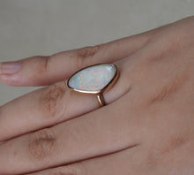 Load image into Gallery viewer, WHITE OPAL RING