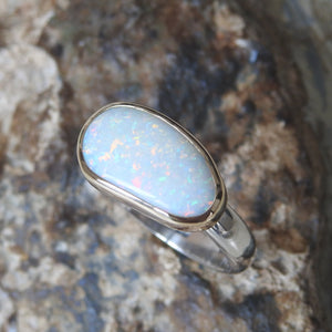 WHITE OPAL RING