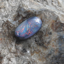 Load image into Gallery viewer, LIGHTNING RIDGE OPAL