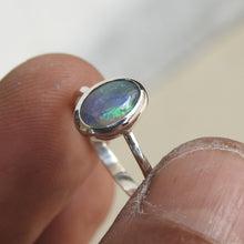Load image into Gallery viewer, LIGHTNING RIDGE OPAL