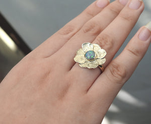 LIGHTNING RIDGE OPAL RING