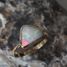 Load image into Gallery viewer, WHITE OPAL RING