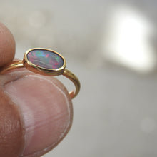 Load image into Gallery viewer, Lightning Ridge Opal