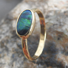 Load image into Gallery viewer, LIGHTNING RIDGE OPAL
