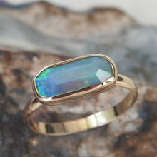 Load image into Gallery viewer, LIGHTNING RIDGE OPAL RING
