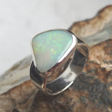 Load image into Gallery viewer, LIGHTNING RIDGE OPAL RING