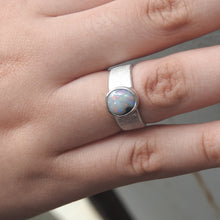 Load image into Gallery viewer, LIGHTNING RIDGE OPAL RING