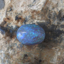 Load image into Gallery viewer, Lightning Ridge Opal